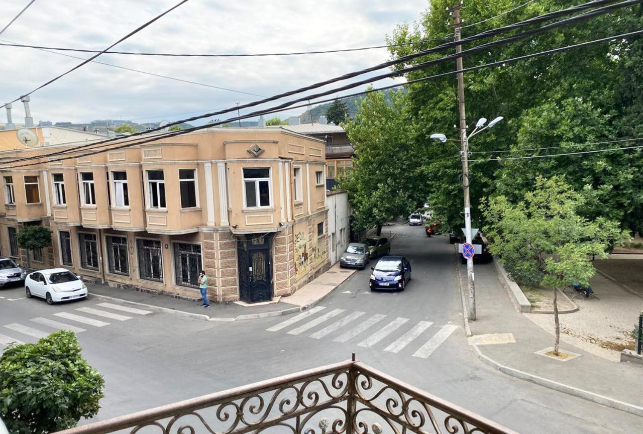 Pretty House Apartment Tbilisi Luaran gambar
